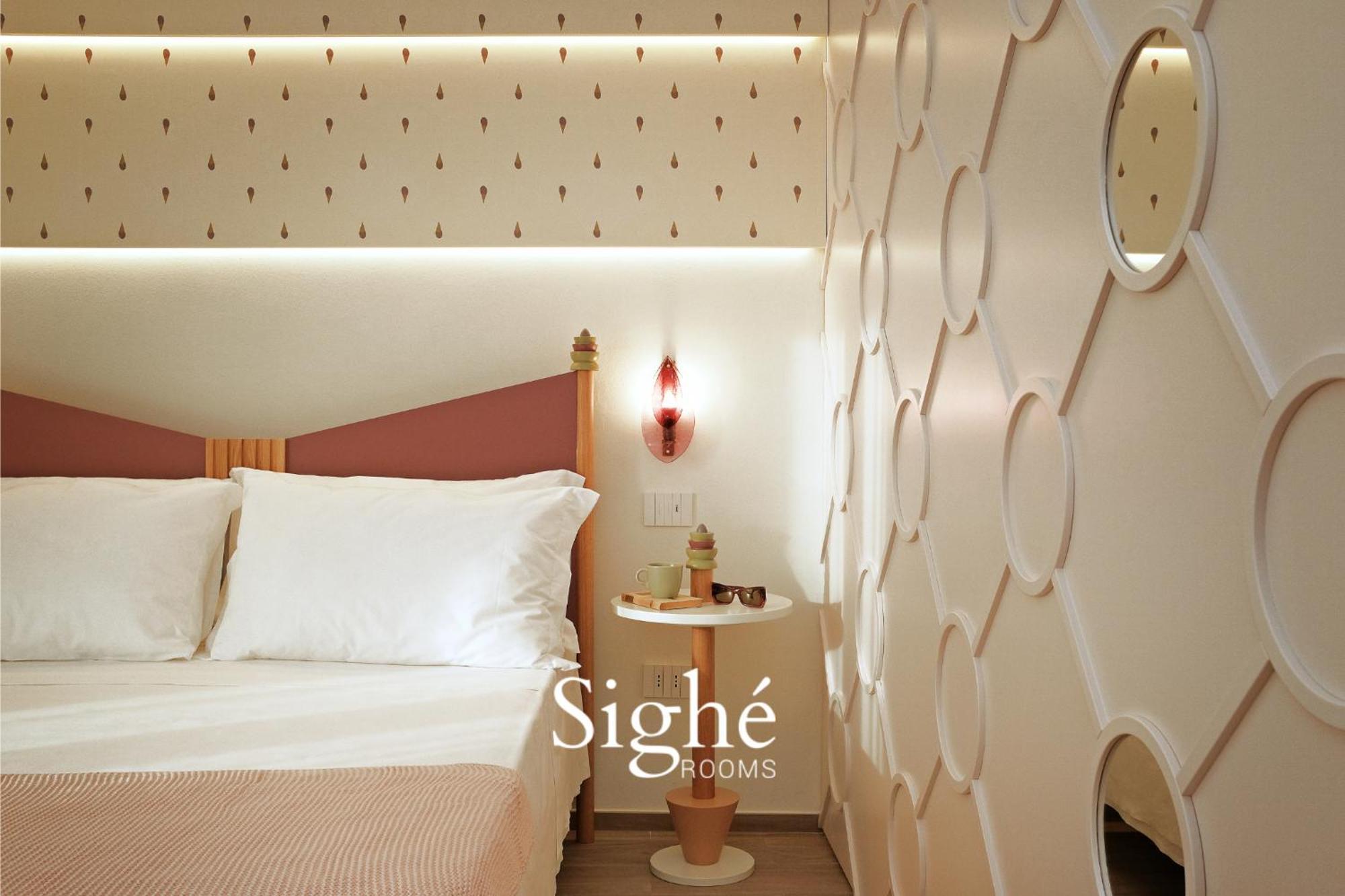 Sighe Rooms: Elegant Stays Near Marina Serra Tricase Exterior photo