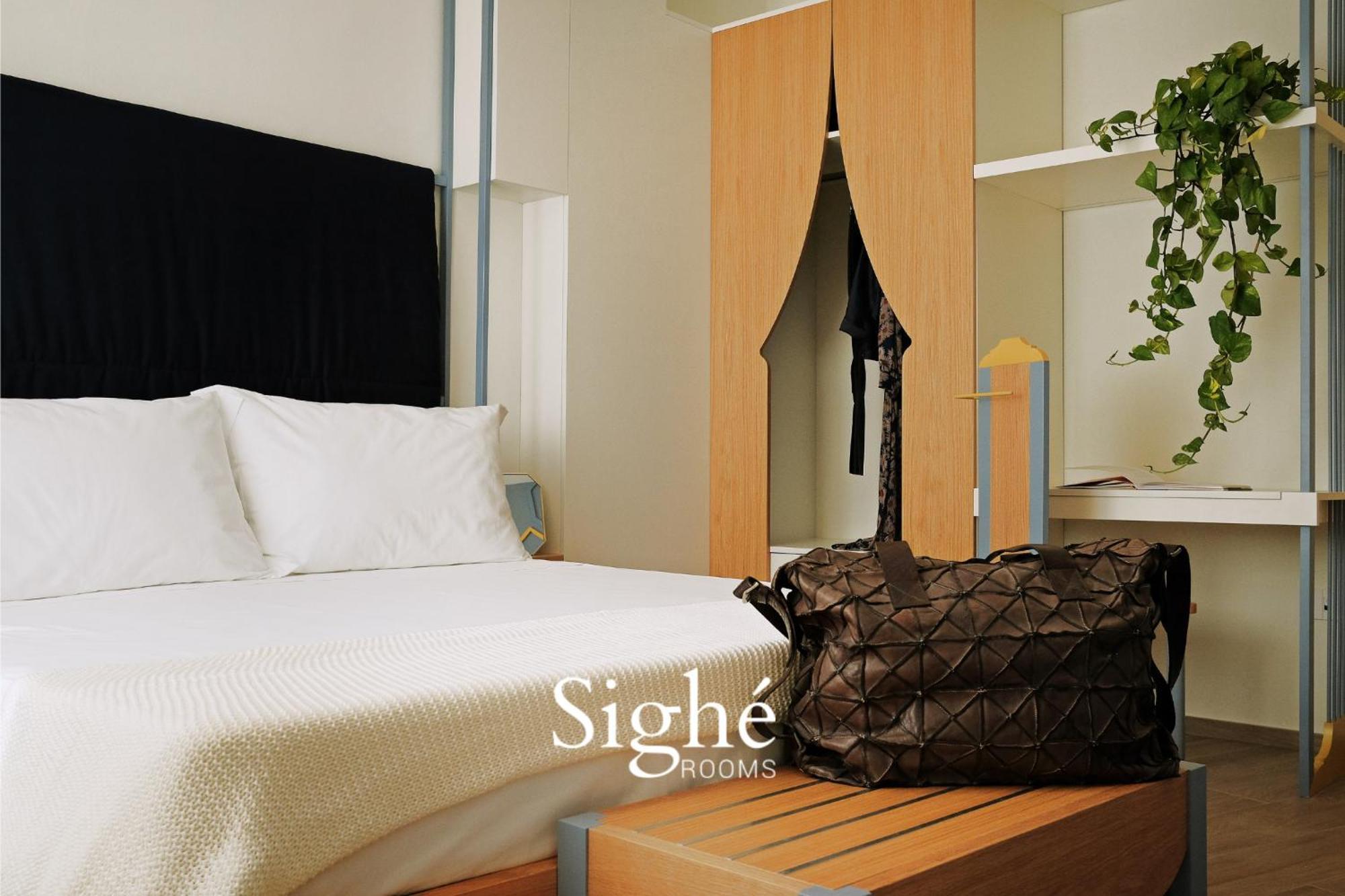 Sighe Rooms: Elegant Stays Near Marina Serra Tricase Exterior photo